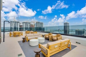 Terrace/patio - FIFA World Cup Art Condo | Free Parking & Pool (Miami)