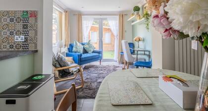 Fabulous 3-Bed Family Home with Parking!