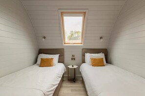 Iron/ironing board, internet, bed sheets, wheelchair access