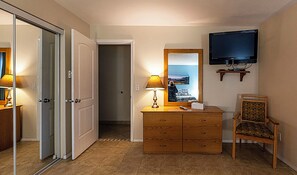 Interior - Condo #207 with beautiful sunset view from your balcony overlooking the ocean (Lincoln City)