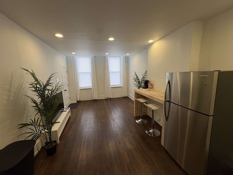 Interior. Temple Apartment Unit 1 2 bedrooms
