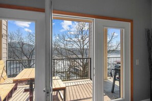 Interior - The Lakeview Condo Lakefront (Branson)
