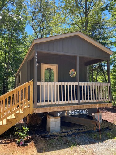 Escape to Bryson City, just a quick ride away from Great Smoky Mountains