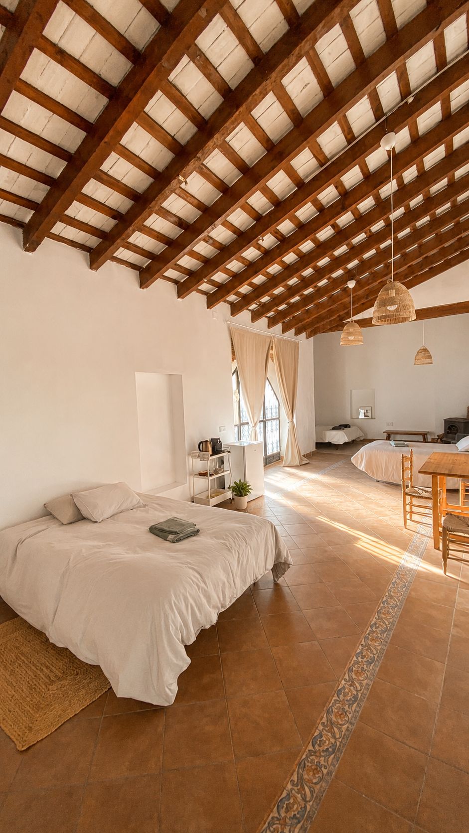7 bedrooms, desk, iron/ironing board, WiFi (free)