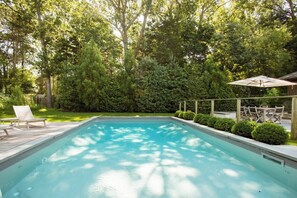 Piscine extérieure, piscine chauffée