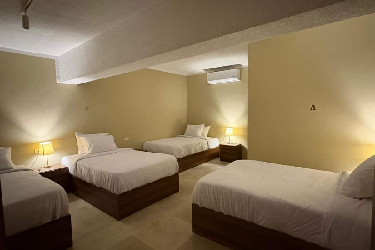 Quadruple Room | Free WiFi