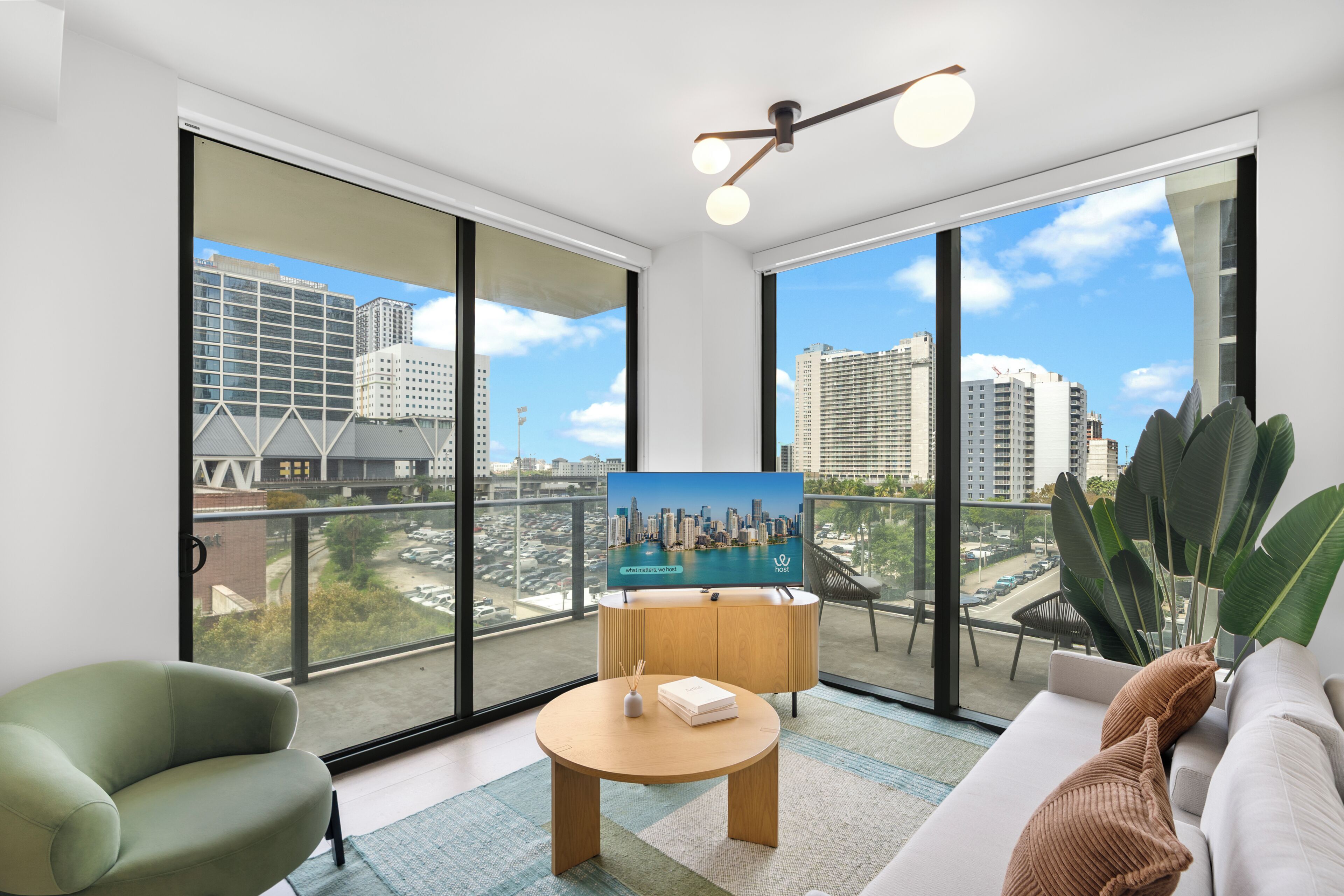 Apartment, 2 Bedrooms, City View | Living area