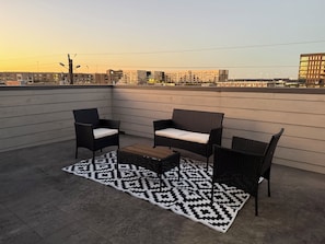 Terrace/patio - EaDO Stadium Loft w/ Rooftop and Walkable to Games & Metro for FIFA (Houston)