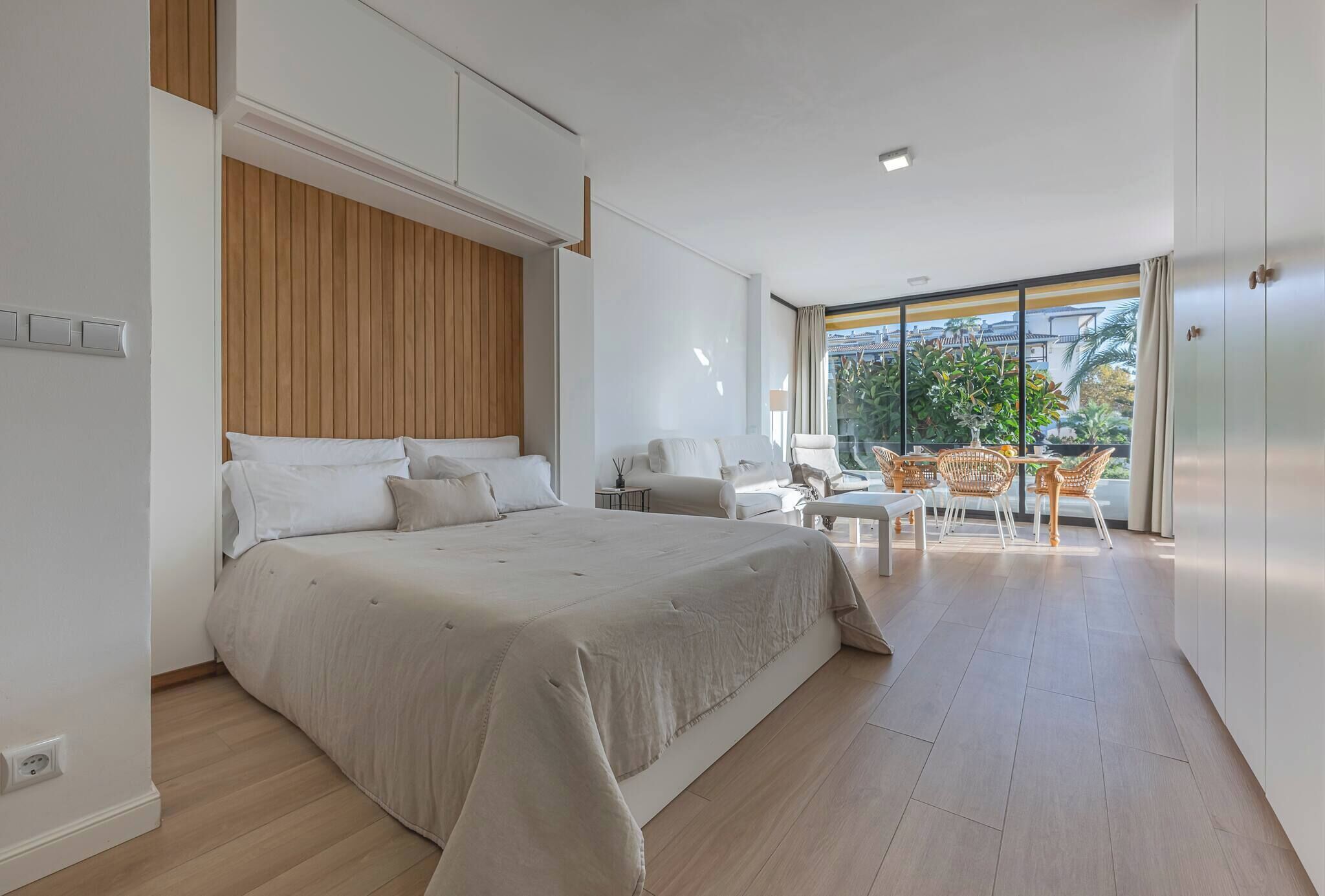 Tabla de planchar con plancha y wifi gratis 