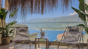 Luxury-Zimmer, Meerblick | Schreibtisch, kostenloses WLAN