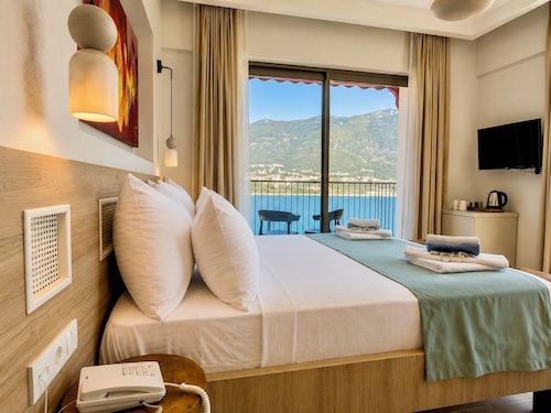 Adasya Hotel