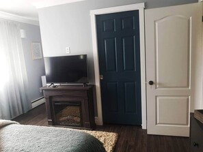 Unclassified image, 5 of 11, button