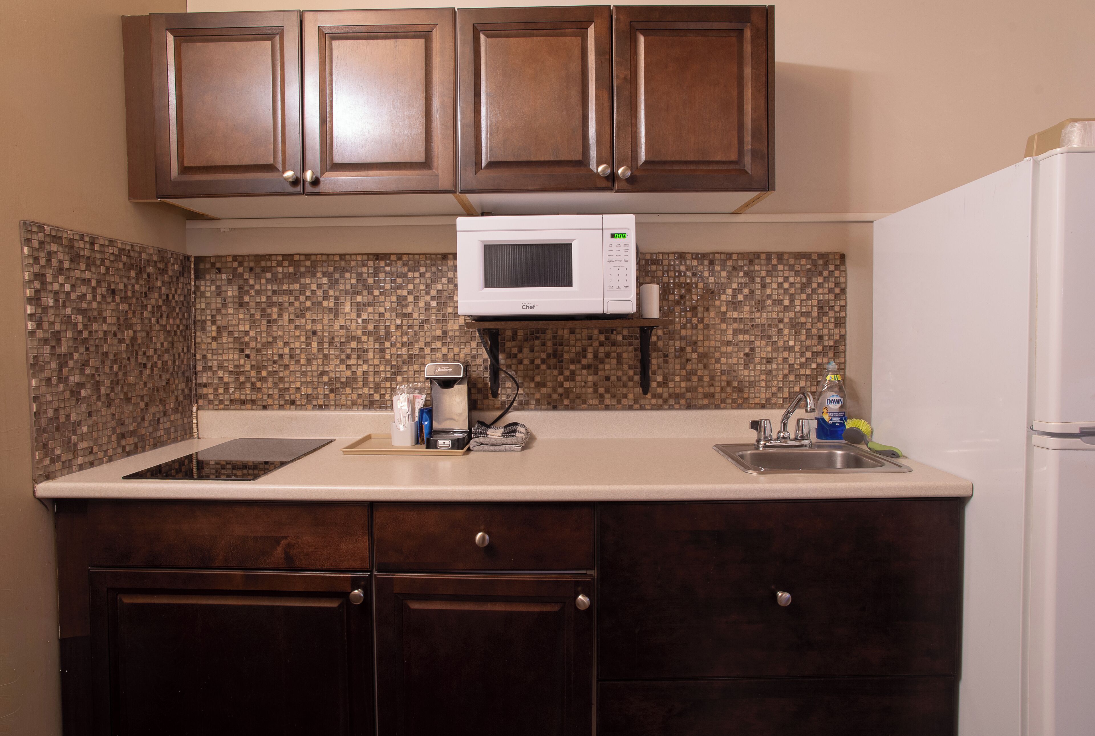 Standard Single Room | Private kitchenette
