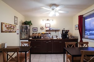 Café da manhã continental grátis todos os dias