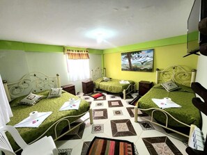 Family Room | Free WiFi - Hotel Aguilar (Uyuni)