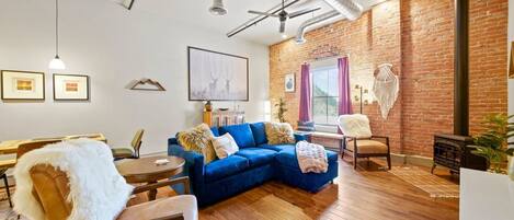 TV connectée, cheminée