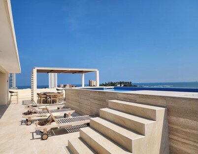 Ocean View / Swimming pool / Wifi