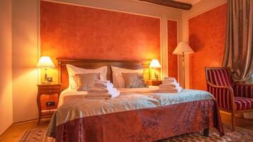 1 bedroom, internet, bed sheets