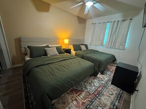 3 Schlafzimmer, Bügeleisen/Bügelbrett, WLAN, Bettwäsche