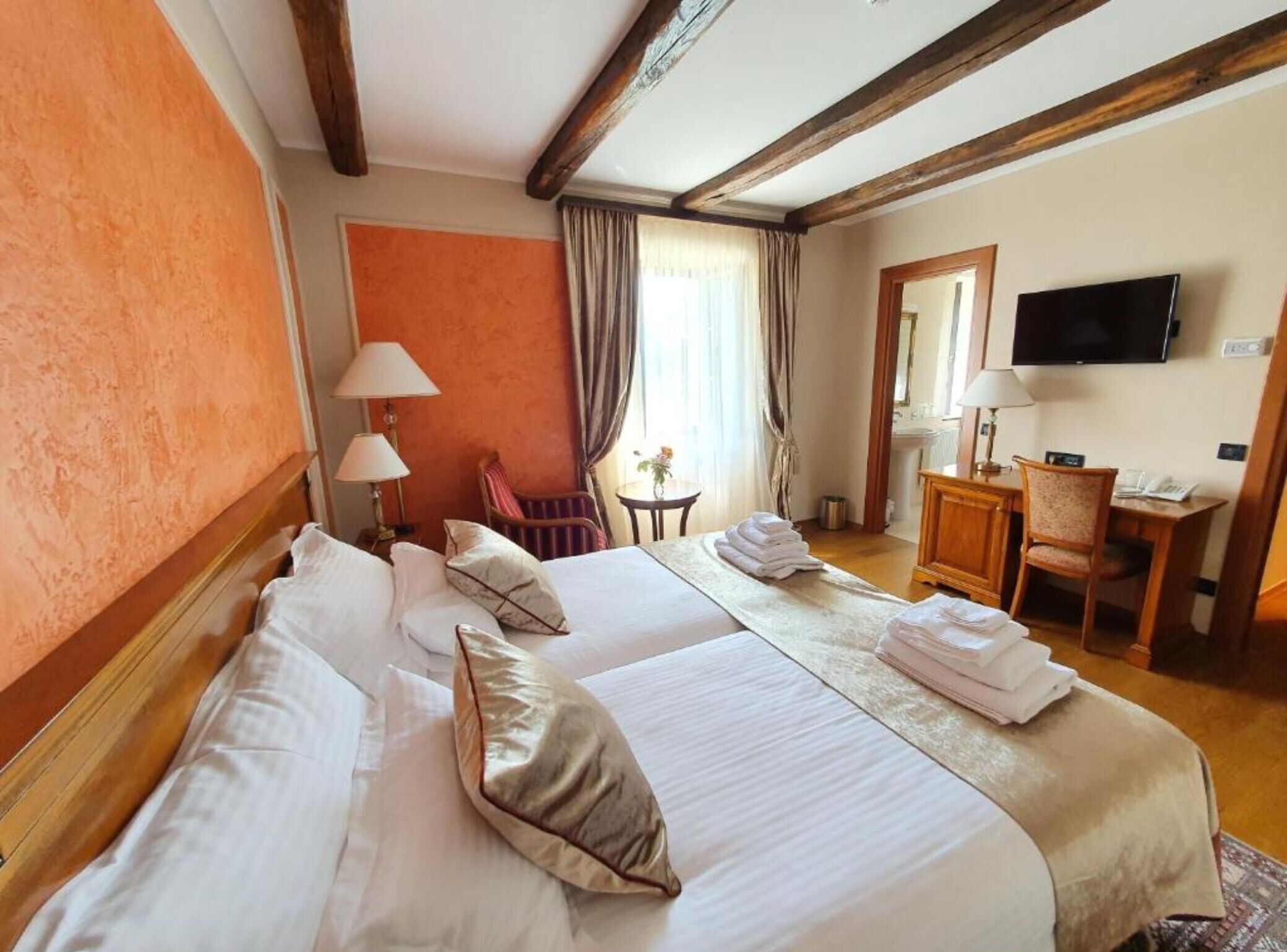 1 chambre, accès Internet, draps fournis