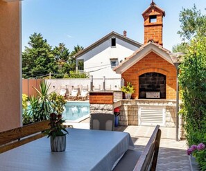 Outdoor dining - Apartments Foric - Two bedroom apartment (1) (Rab)