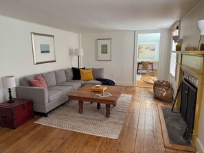 Imagen sin descripción, 3 de 16, botón