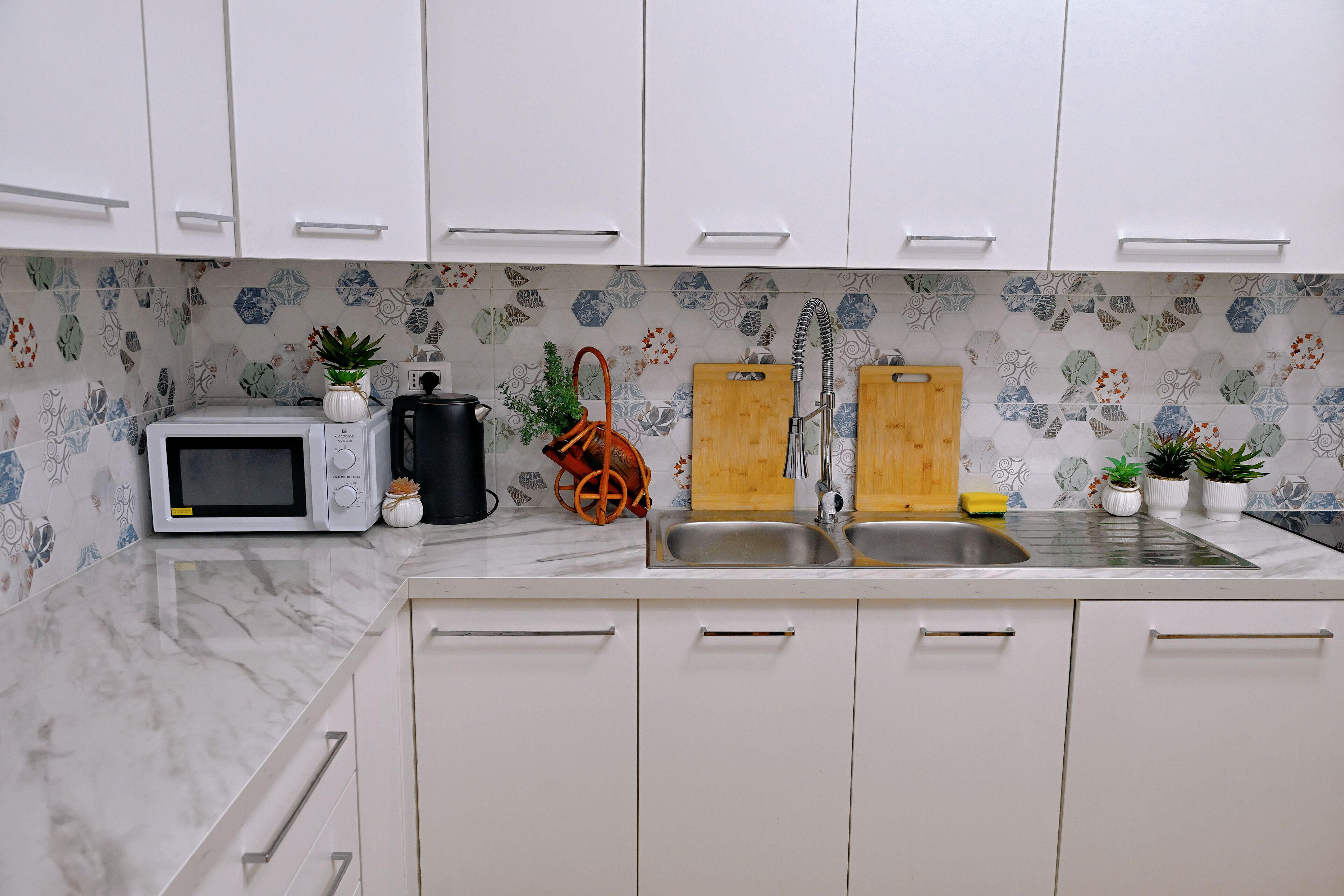 Fridge, microwave, oven, dishwasher