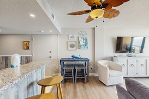 Interior - Oceanfront condo with private balcony, pool, hot tub & lazy river (North Myrtle Beach)