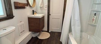 Lily`s Little Lodge - Tiny Home