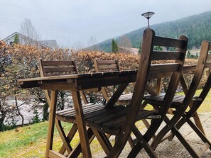 Outdoor dining - Chalet in Gérardmer - Mountain view - Quiet & Peaceful (Gérardmer)
