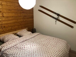1 bedroom, iron/ironing board, WiFi - Chalet in Gérardmer - Mountain view - Quiet & Peaceful (Gérardmer)