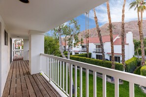 Property grounds - Desert Golf Retreat with Mountain Views Pool (La Quinta)