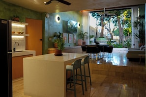 Dining - House in Merida near Parque de las Americas. (For families and couples) (Mérida)