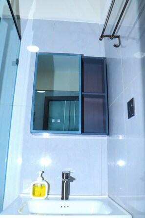 Apartment, Balkon, Stadtblick