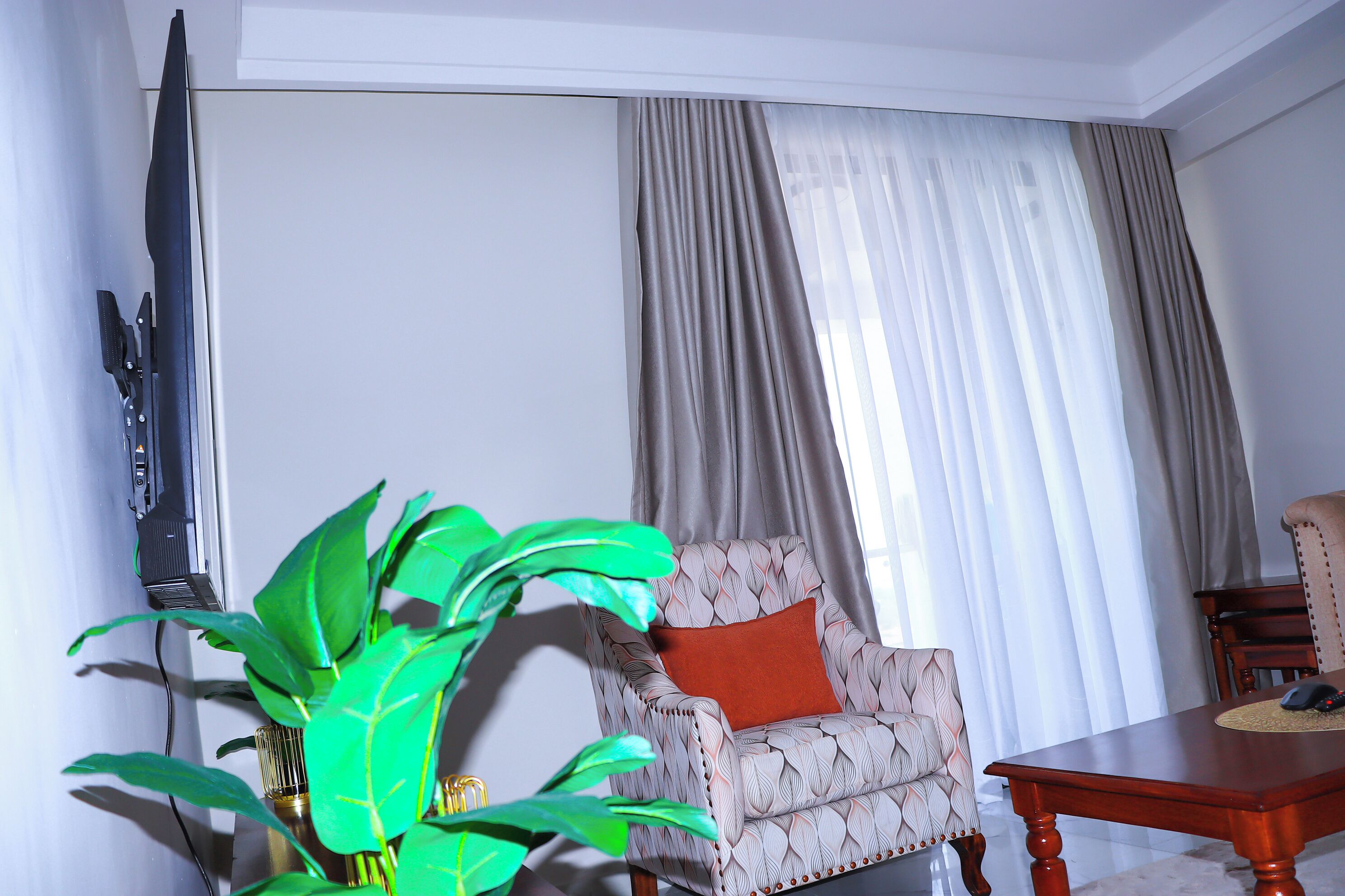 Apartment, Balcony, City View | Interior