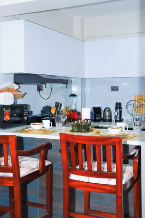 Apartment, Balkon, Stadtblick