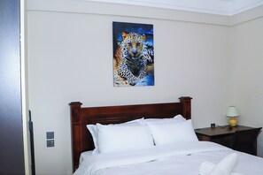 อพาร์ทเมนท์, ระเบียง, วิวเมือง | ผ้าม่านกันแสง, ห้องเก็บเสียง, Wi-Fi ฟรี, ทางสำหรับรถเข็น