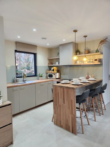 House in private domain forest & ponds-ideal family vacation 1h30 from Paris