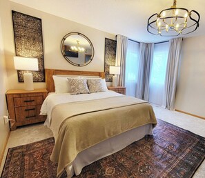 Iron/ironing board, WiFi, bed sheets