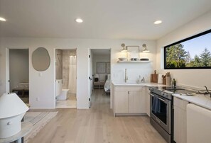 Unclassified image, 2 of 26, button - Tranquil Lake View Guest Retreat (Seattle)