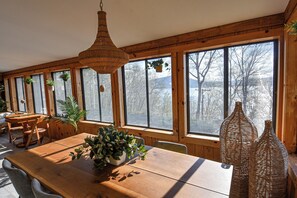 Dining - Hilltop Escape: Epic Game Room, Lake Views, Fire Pit & Wine Trail (Naples)