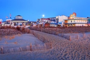 Exterior - Sweet Water View/Access 2 BR 10 Minutes to Bethany Beach w/Kayaks and Activities Sleeping 4 (Ocean View)