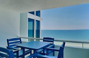 Condo, 1 King Bed with Sofa bed (Perdido Sun 1000) | Outdoor dining - Perdido Sun 1000 (Pensacola)