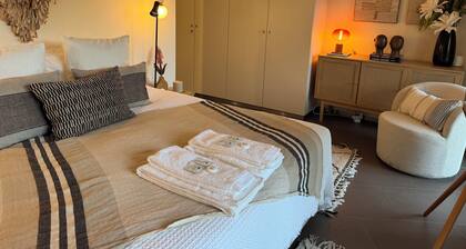 Vila Algarvve II-5 mn walking from Beach-heated pool-see view-16 pax