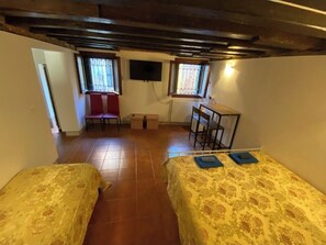 1 bedroom, WiFi, bed sheets - Luky lovely place in the very heart of central Venice (Venezia)