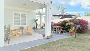 Outdoor dining - Sun Beach Escape – Vacation Rental in Boquerón, Cabo Rojo (Boquerón)