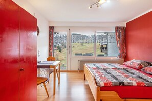 2 Schlafzimmer, Bügeleisen/Bügelbrett, WLAN, Bettwäsche