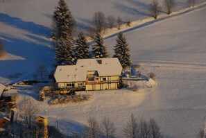 Exterior - Apartment 'Fichte' with Mountain View, Shared Terrace and Wi-Fi (Todtnau)