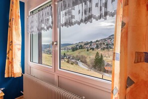 Interior - Apartment 'Fichte' with Mountain View, Shared Terrace and Wi-Fi (Todtnau)