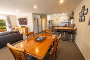 Interior - Hideaway on Cass – Your Private Sanctuary (Twizel)